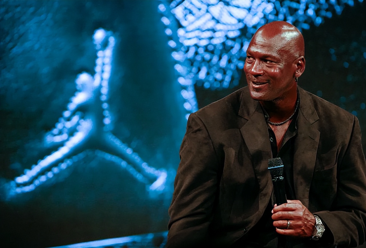 有哪些nba球星是代言球鞋的,nba历史上都谁有终身球鞋代言合同