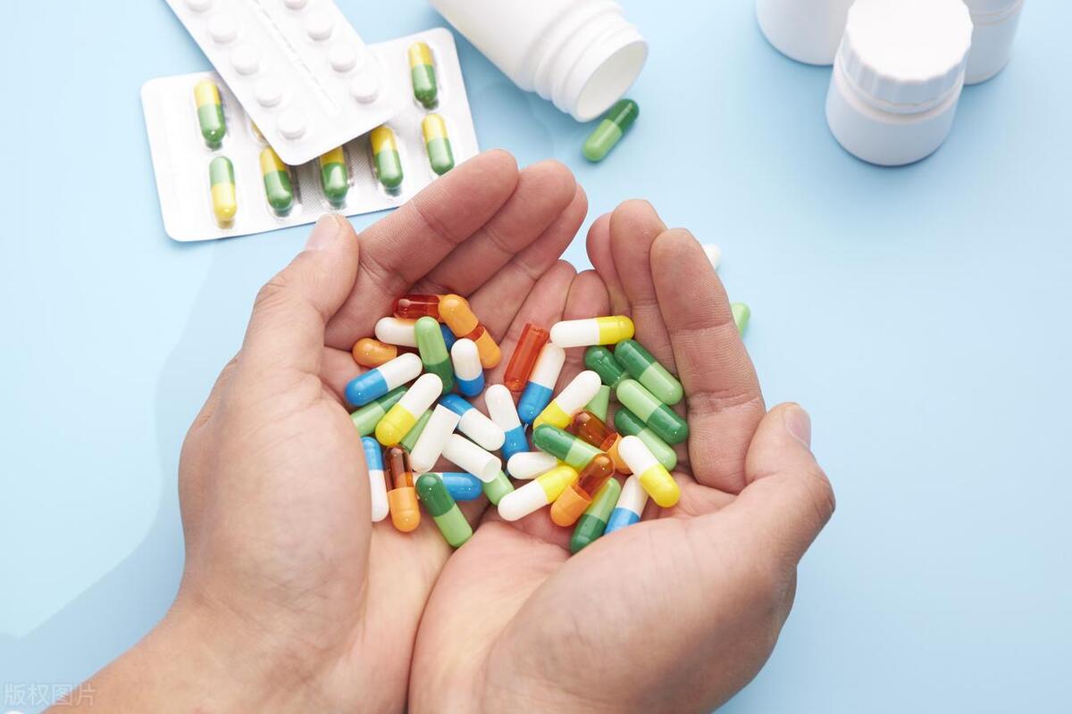 寻找“快乐”后，这里发痒，晚上又传给了老公，私自用药却发臭