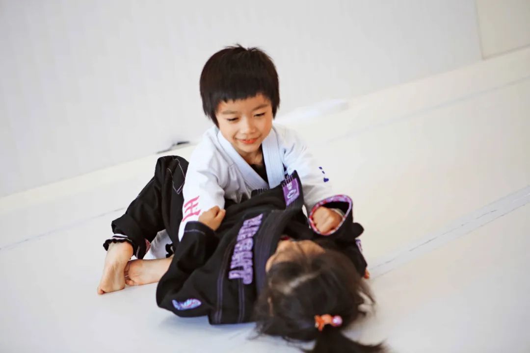 以柔克刚|见证柔术与柔道的力量