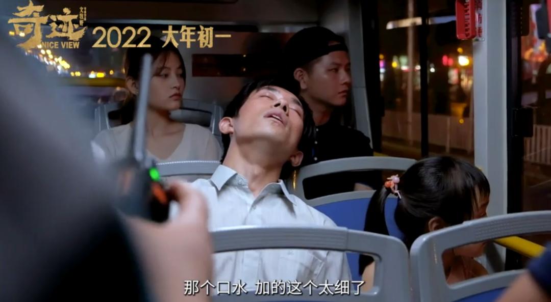 手握流量，影帝提名，票房10亿起跳，这位“新人”演员才刚毕业？