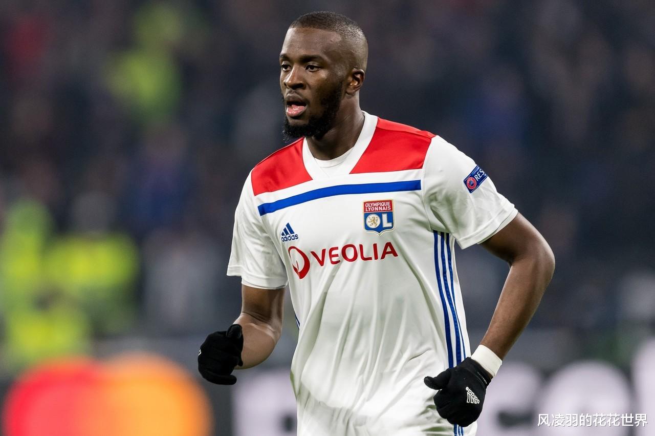 足坛十大黑店交易,足球转会市场再次掀起波澜