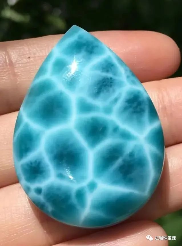 海纹石国际公认的宝石,海纹石属于什么宝石