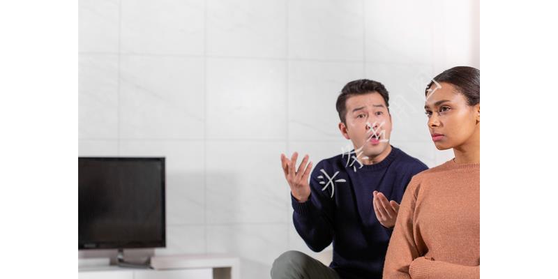 我带朋友去舅舅家摘大枣，舅妈要称斤收费，舅舅却说了这样的话