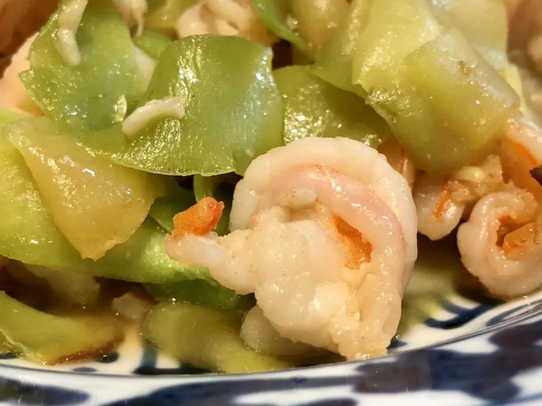 潮爸家4月3日午餐记录，品尝湛江美味海鱼，清蒸鸡笼鲳