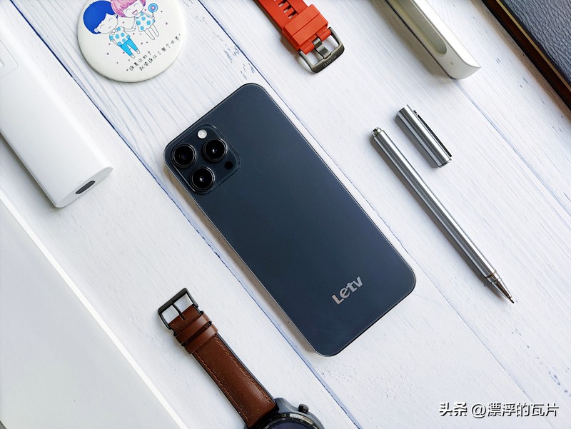 乐视y2pro手机优点和缺点,乐视y2pro和苹果对比