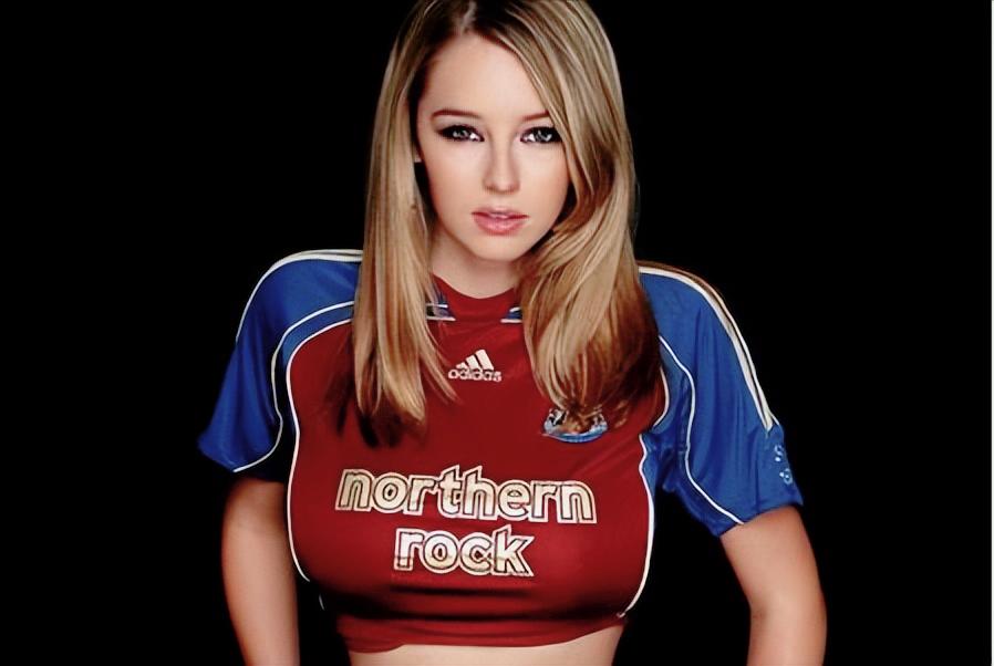 英超女神姬莉哈泽尔出生日期,英超足球姬莉