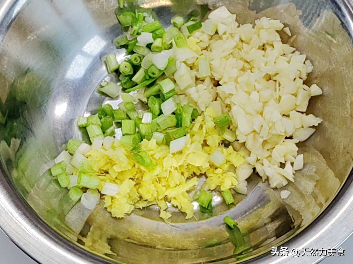 酸豆角要怎么炒才能酸味浓厚利口，咸味适中，酒店做法，一看就会