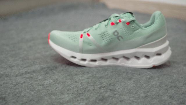 昂跑全新一代cloudsurfer跑鞋,昂跑cloudaway跑鞋评测
