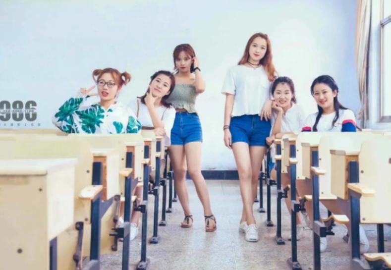 艾滋病逐渐呈“两头翘”趋势？忠告：预防艾滋病，3件事尽量少做