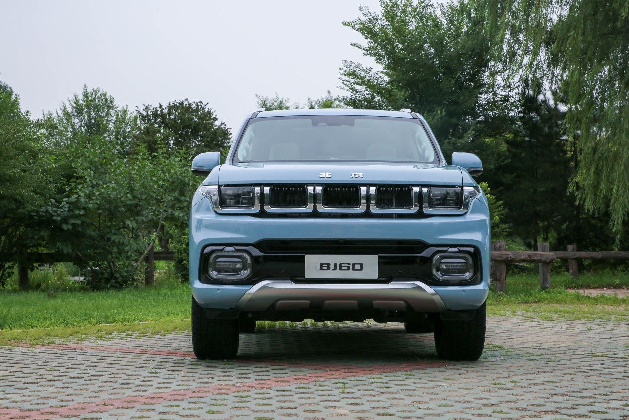 坦克500混动和北汽bj60对比,北汽bj60越野性能