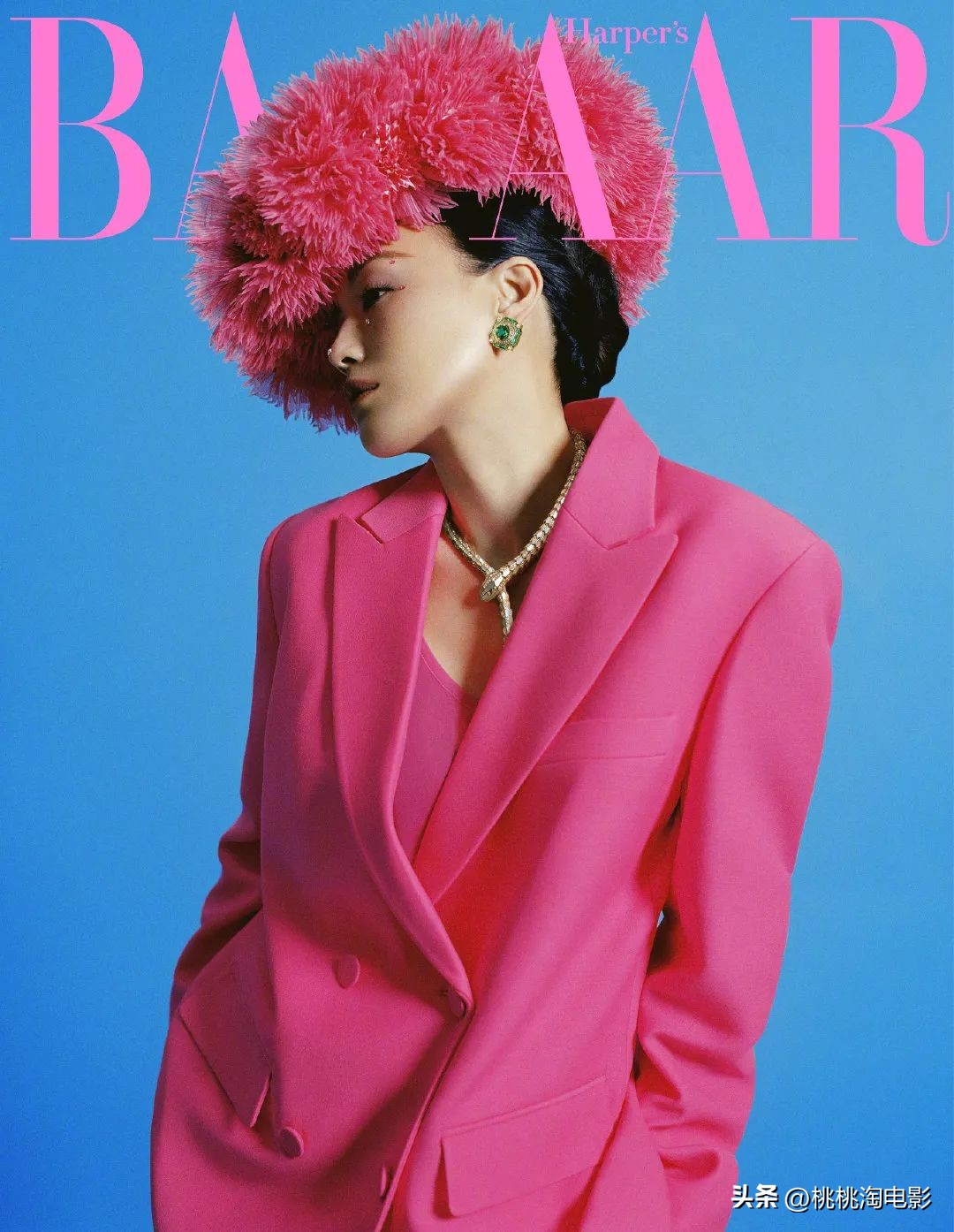 舒淇时尚芭莎九月刊封面构图解释,舒淇时尚芭莎最新杂志封面大片