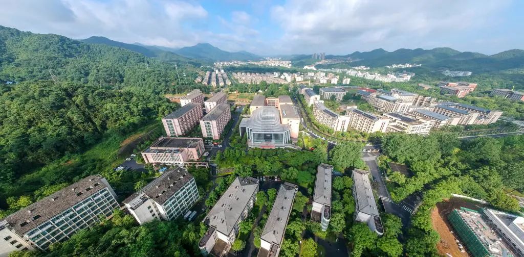 语言类卓越人才计划,年薪可达37万公办学校招教师50名