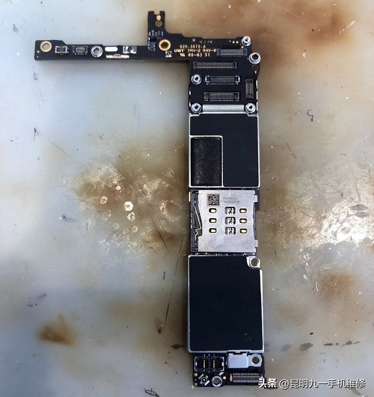 苹果手机屏幕打不开了怎么办,苹果手机屏幕出现苹果标志打不开