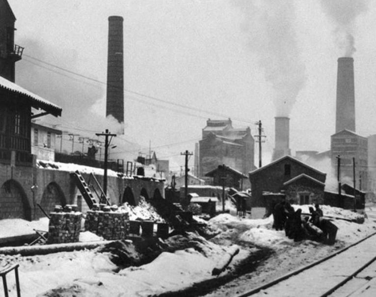 为什么现在年轻人不愿意去制造业,制造业艰难时刻打工人何去何从