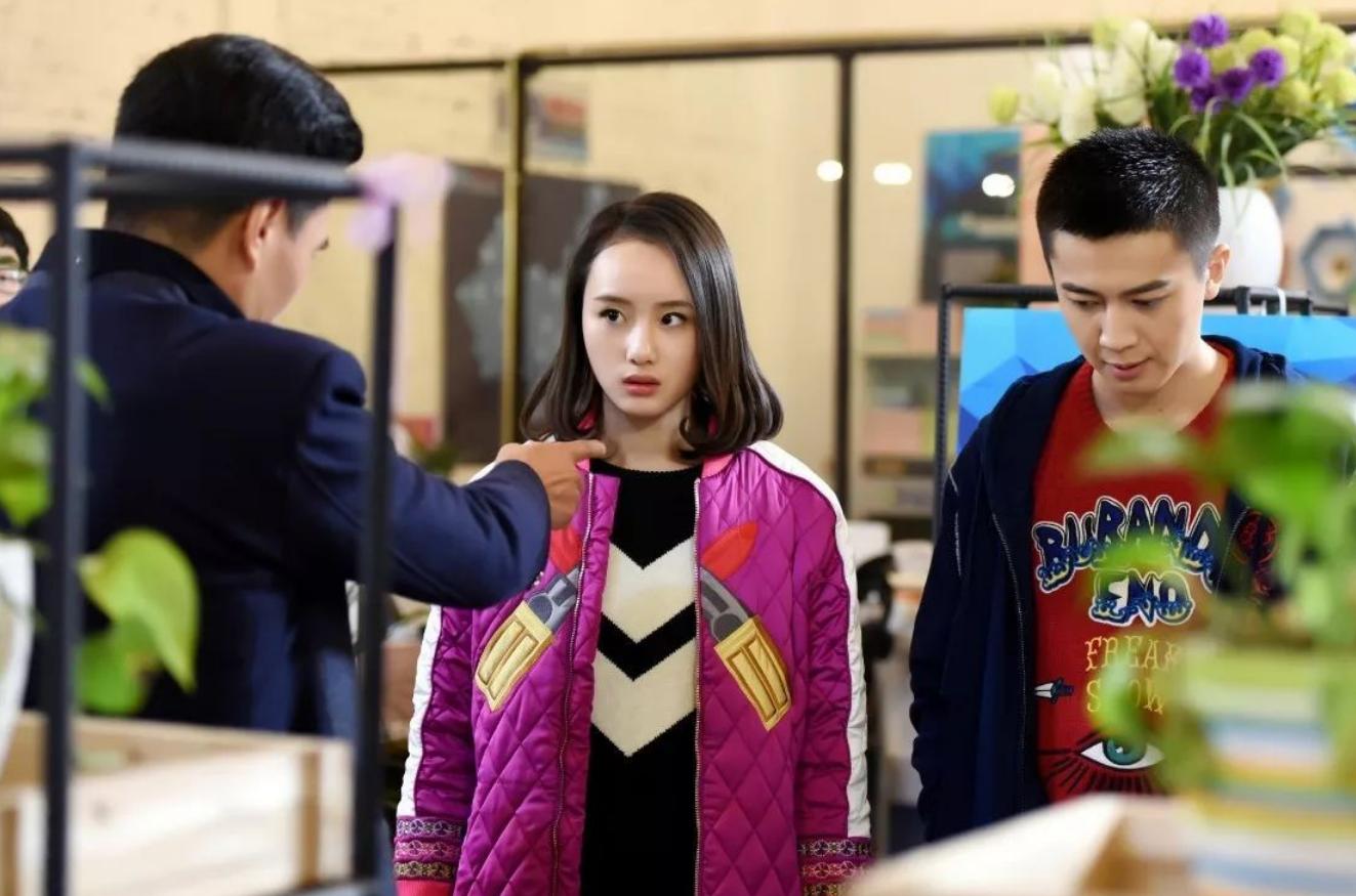 曝张超隐婚生女，抱娃买玩具4岁囡囡长相似爸，孩子妈疑小三上位