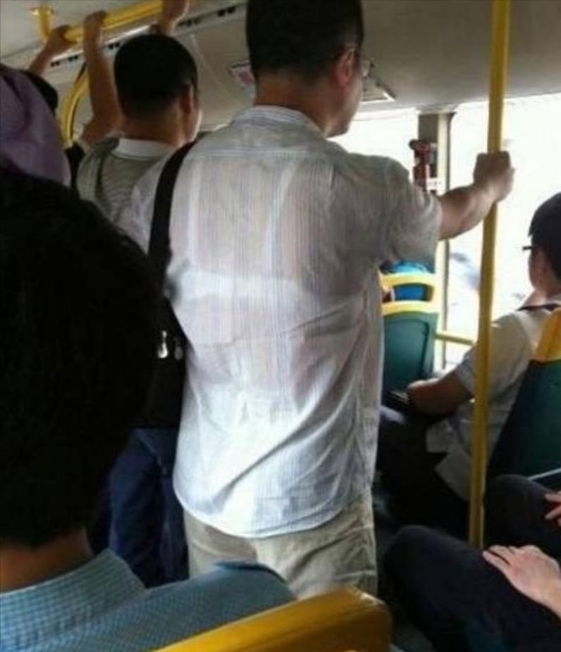 日本流行男性胸罩,日本人推出的男士胸罩