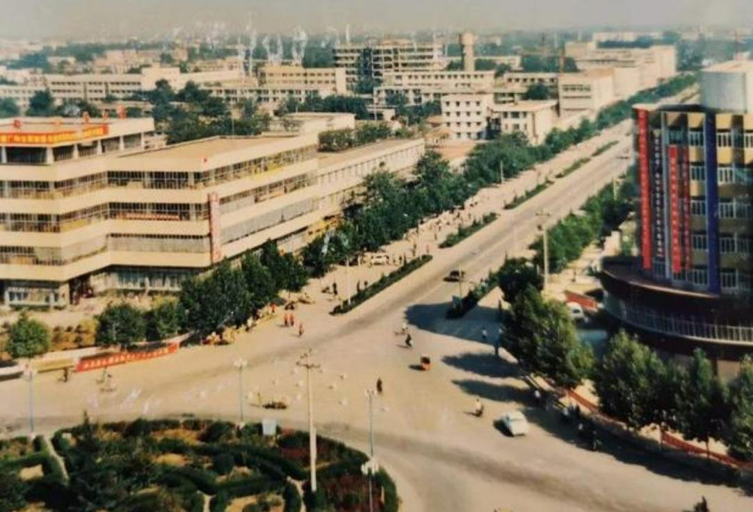 1985年大裁军,铁道兵领导不服,*小平邓**回应:头头不通,调头头