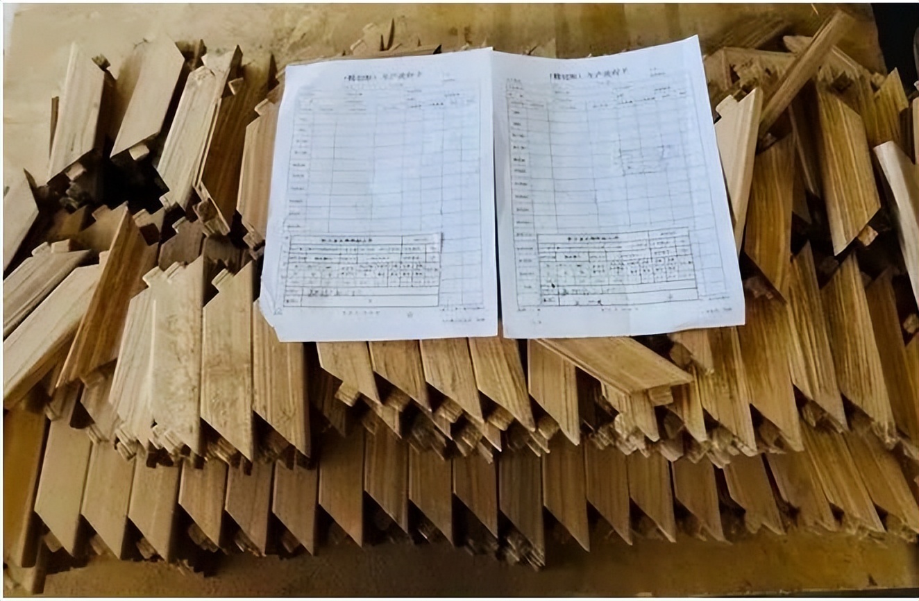 鎯婅壋涔嬫梾,姊电編鑹烘湳瀹跺叿