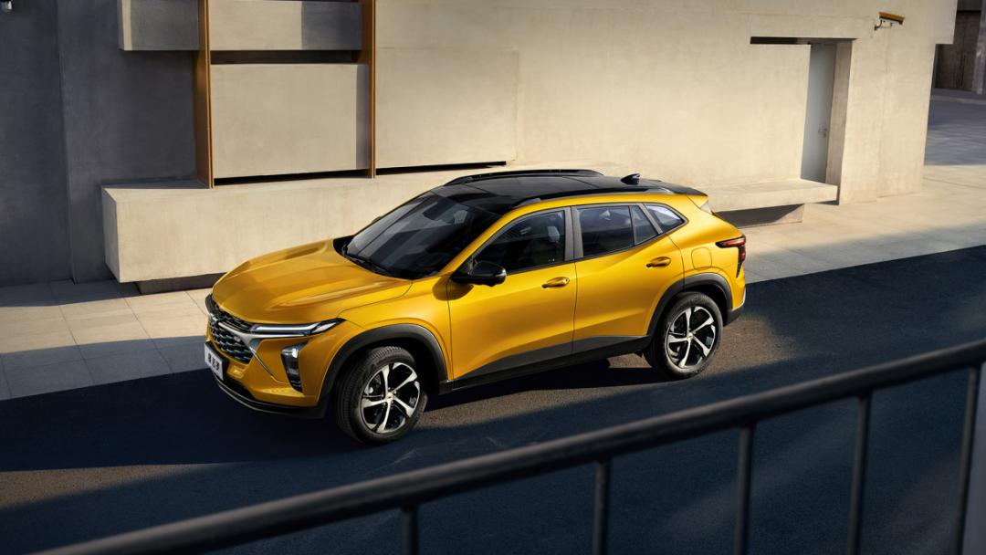 雪佛兰星迈罗最低配试驾,大黄蜂星迈罗2022款落地价