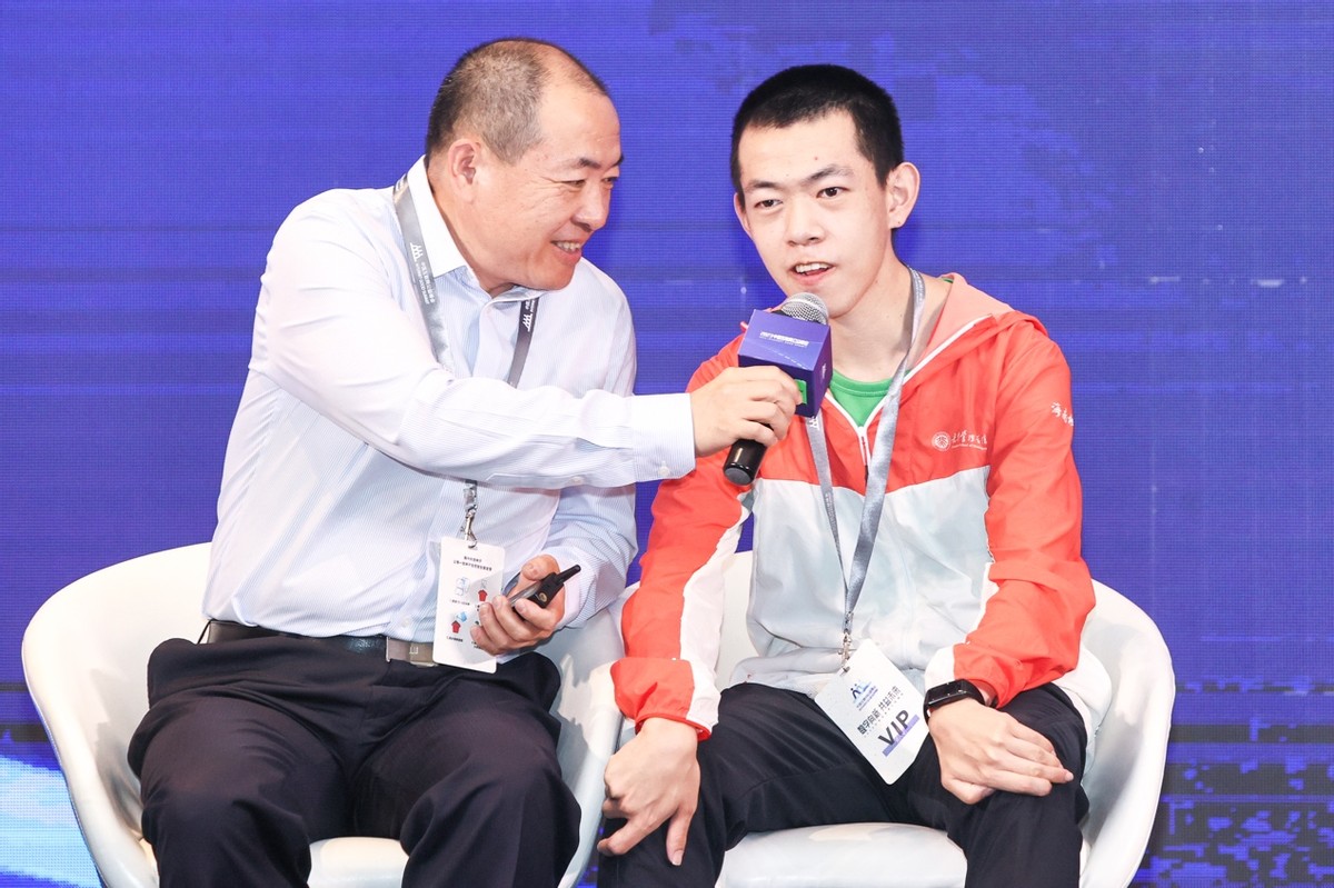 关注青少年体育发展现状,体育助力青少年健康成长