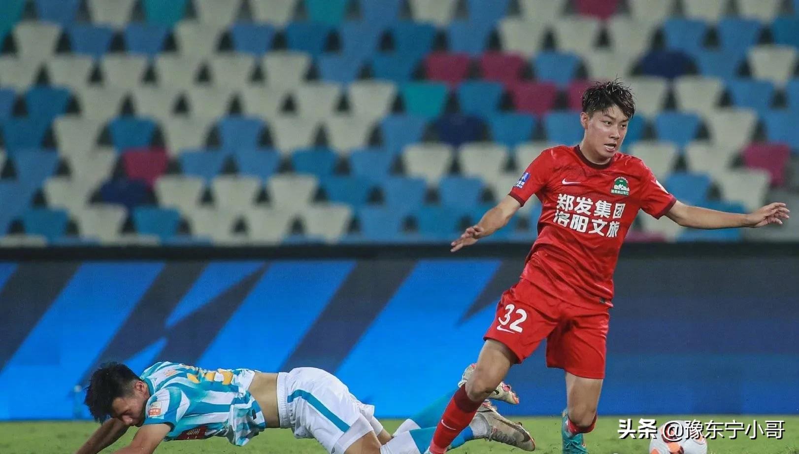 韩东进球越位，多数媒体质疑河南嵩山龙门第二个进球是越位球？