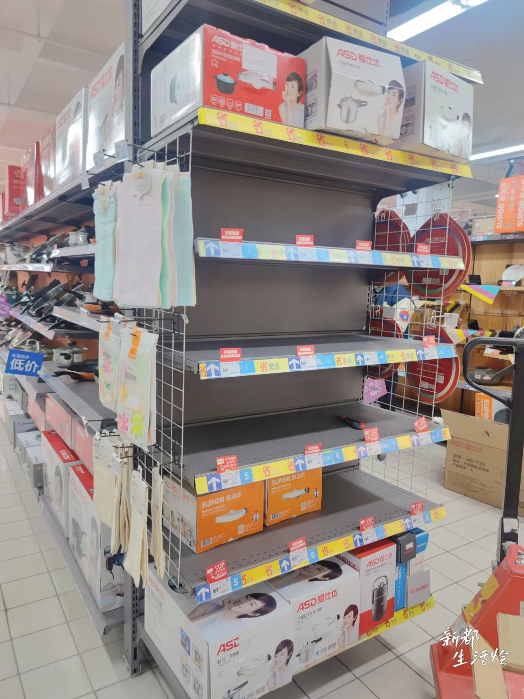 新都家乐福苏宁广场店,新都汇家乐福现状