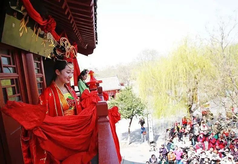 兰州后花园怎么去,陇西古莱坞一日游