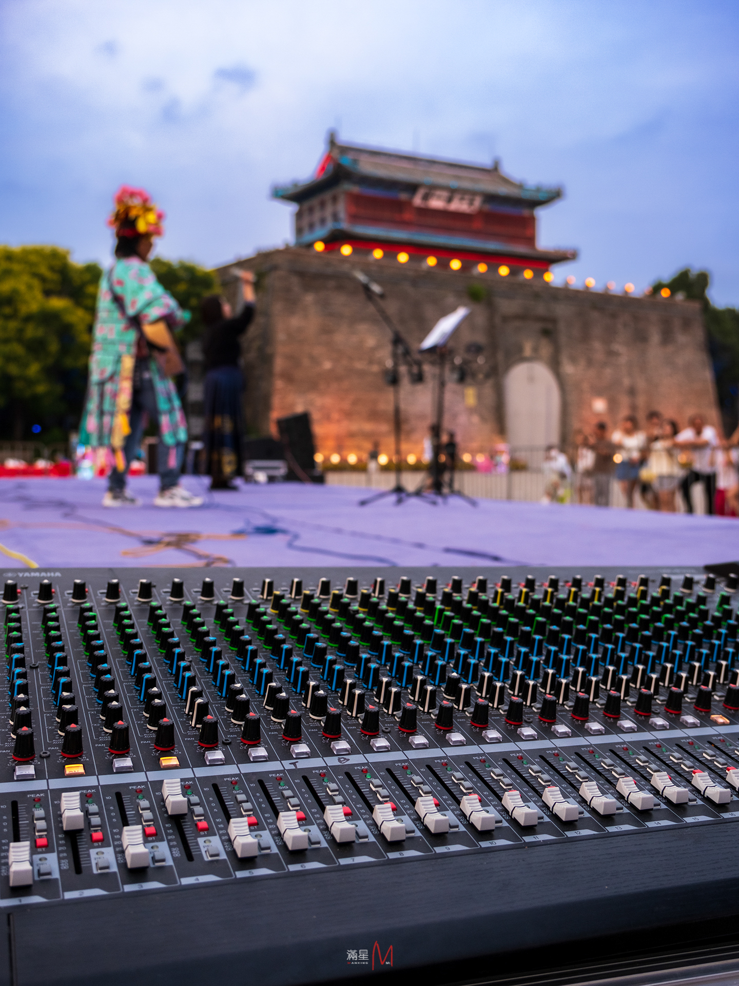 夜游山海关攻略,山海关夜景灯光秀从哪个门开始