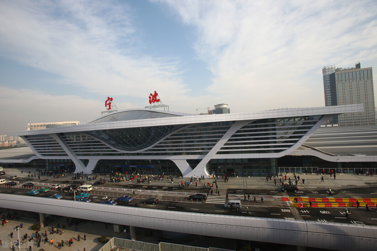 洛阳始发到广州的火车时刻表 (洛阳至上海始发火车时刻表)