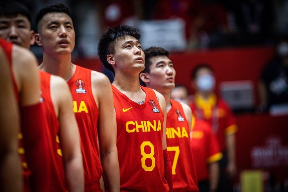 苏群怼球迷引争议后续,苏群评cba外援