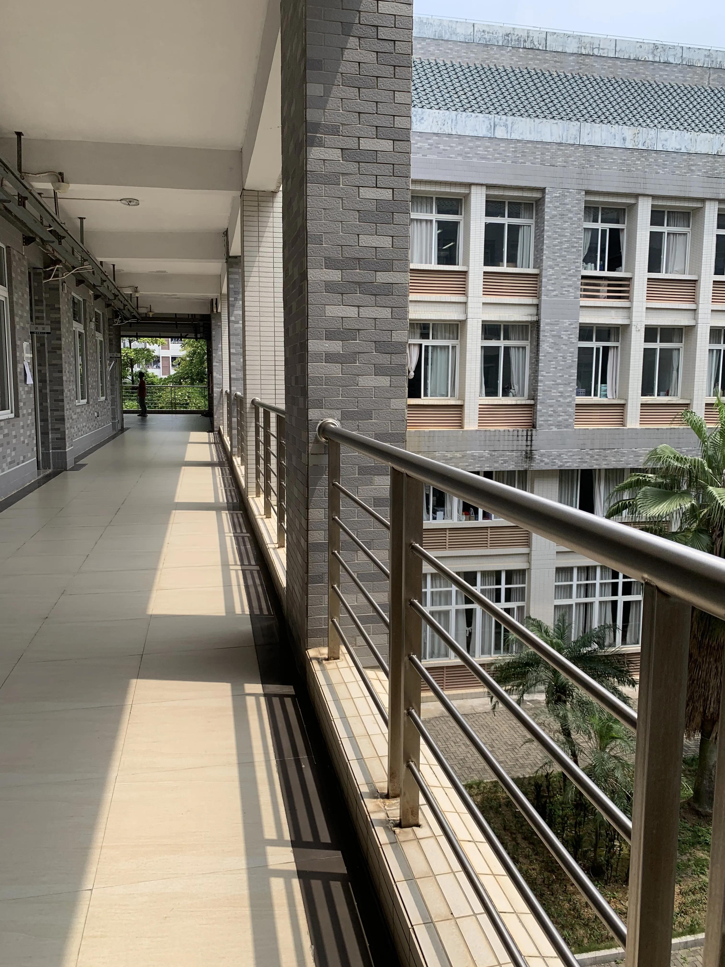 清远南华学校理发,南华工商职业学院清远校区