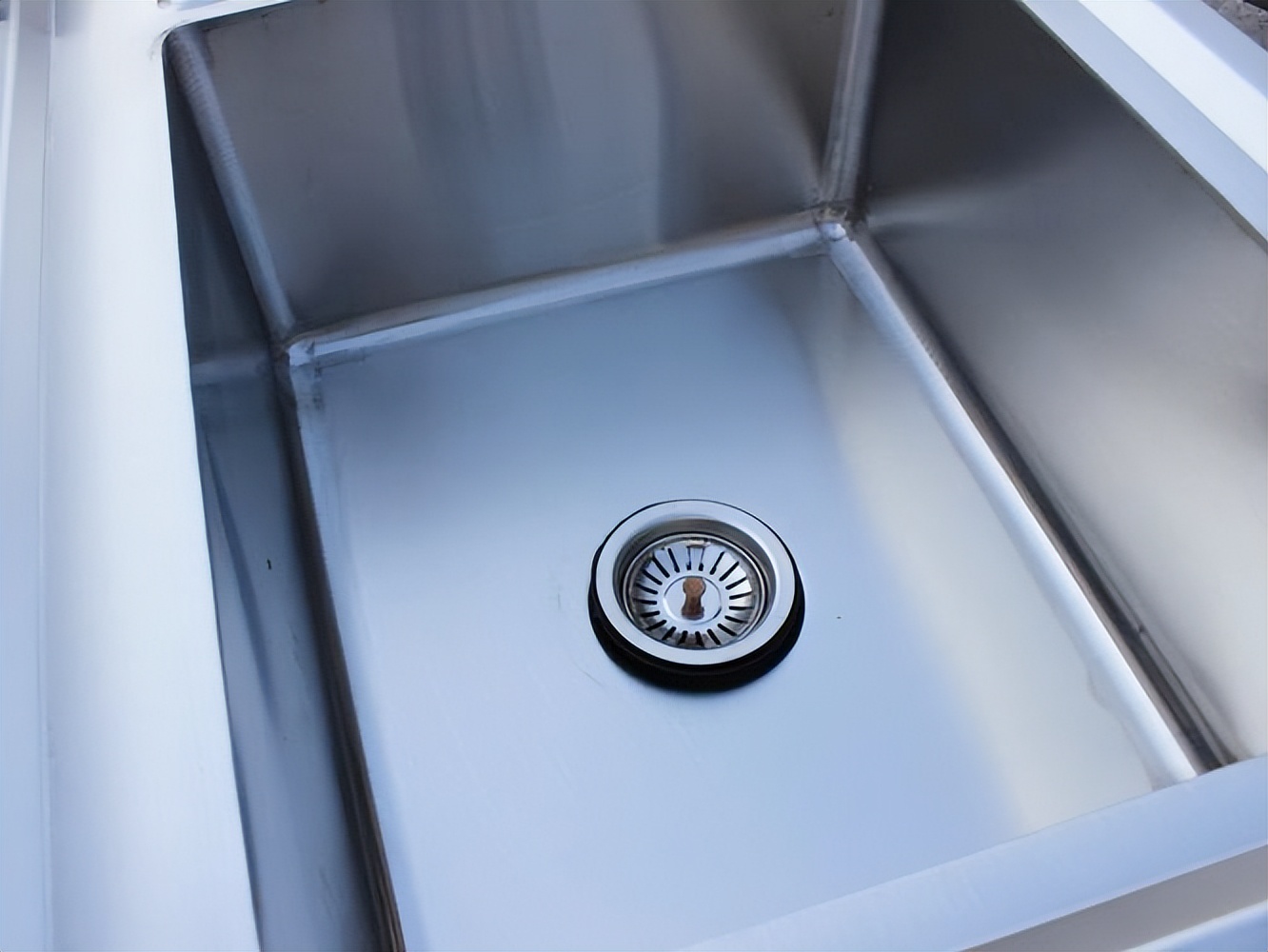 我家水槽周围的“小心机”，很多当初不屑的人，现在都羡慕不已