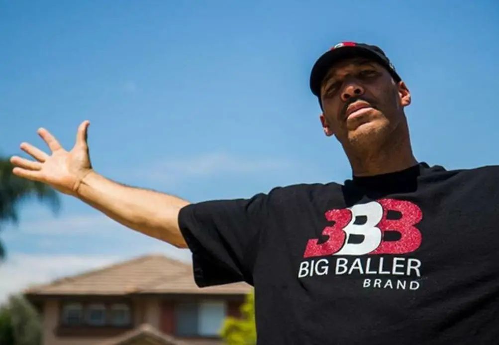 nba球星奇葩签名球鞋,nba奇葩鞋子