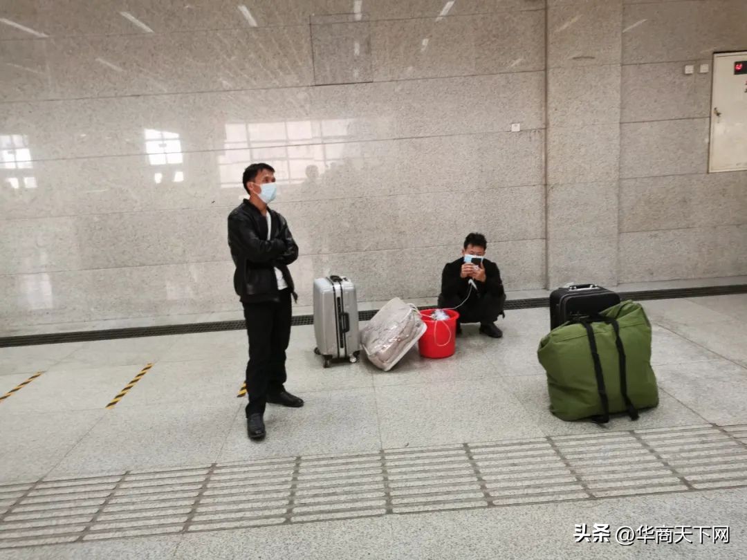 现在坐飞机还要求核酸检测报告吗,现在国内坐飞机需要核酸检测吗