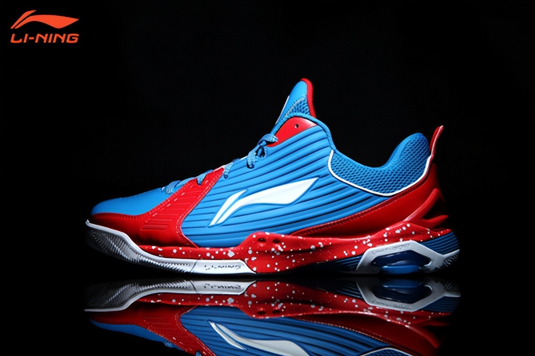 李宁gforce9000extrastrong,李宁超轻篮球鞋哪代最好