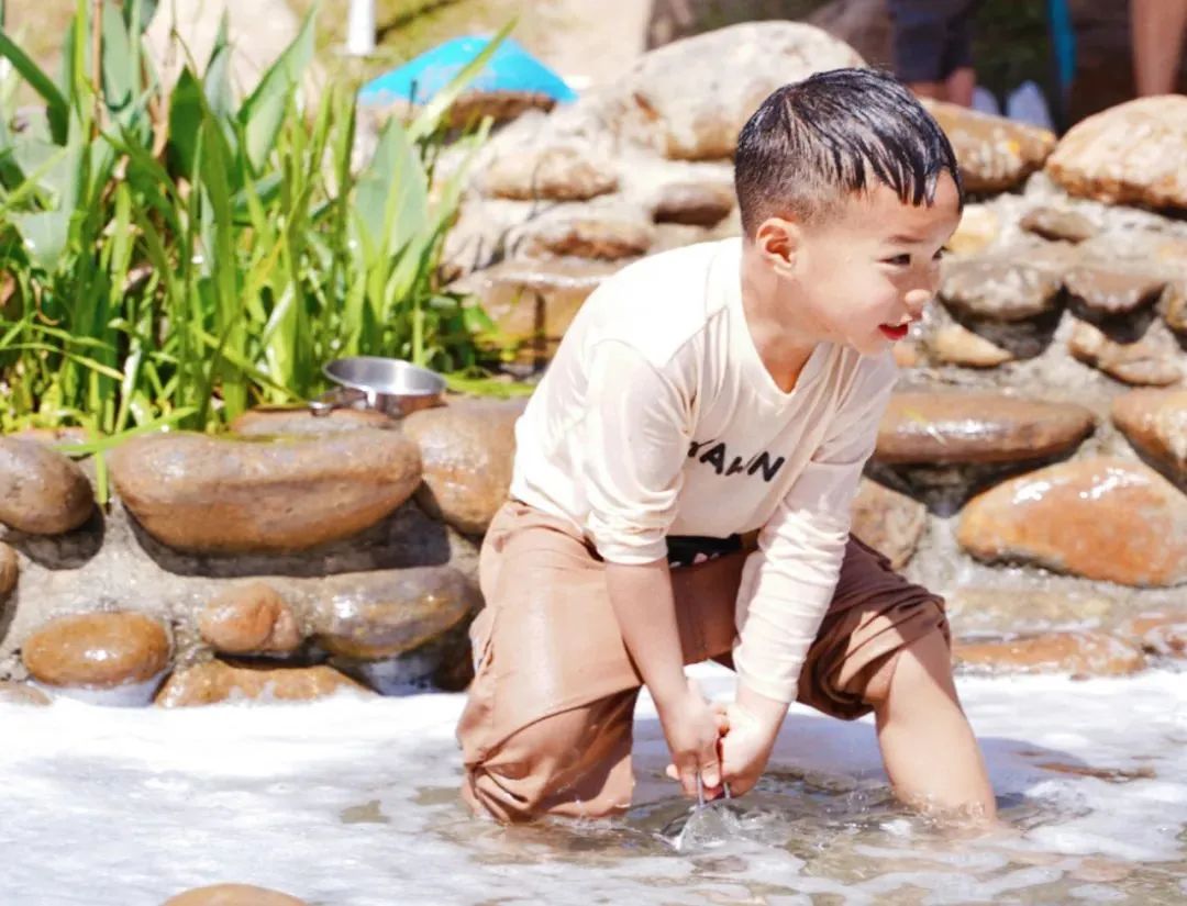 小宝宝一般几岁上幼托班好,孩子上托班给家长一点轻松的时光