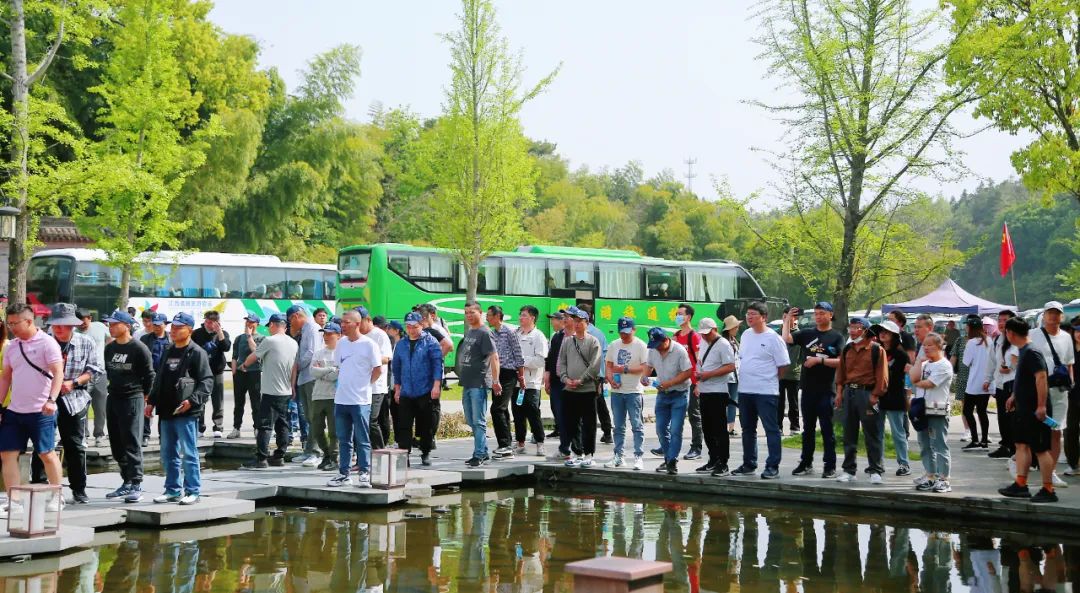 五一出行离谱现象大赏,五一旅行的离谱经历