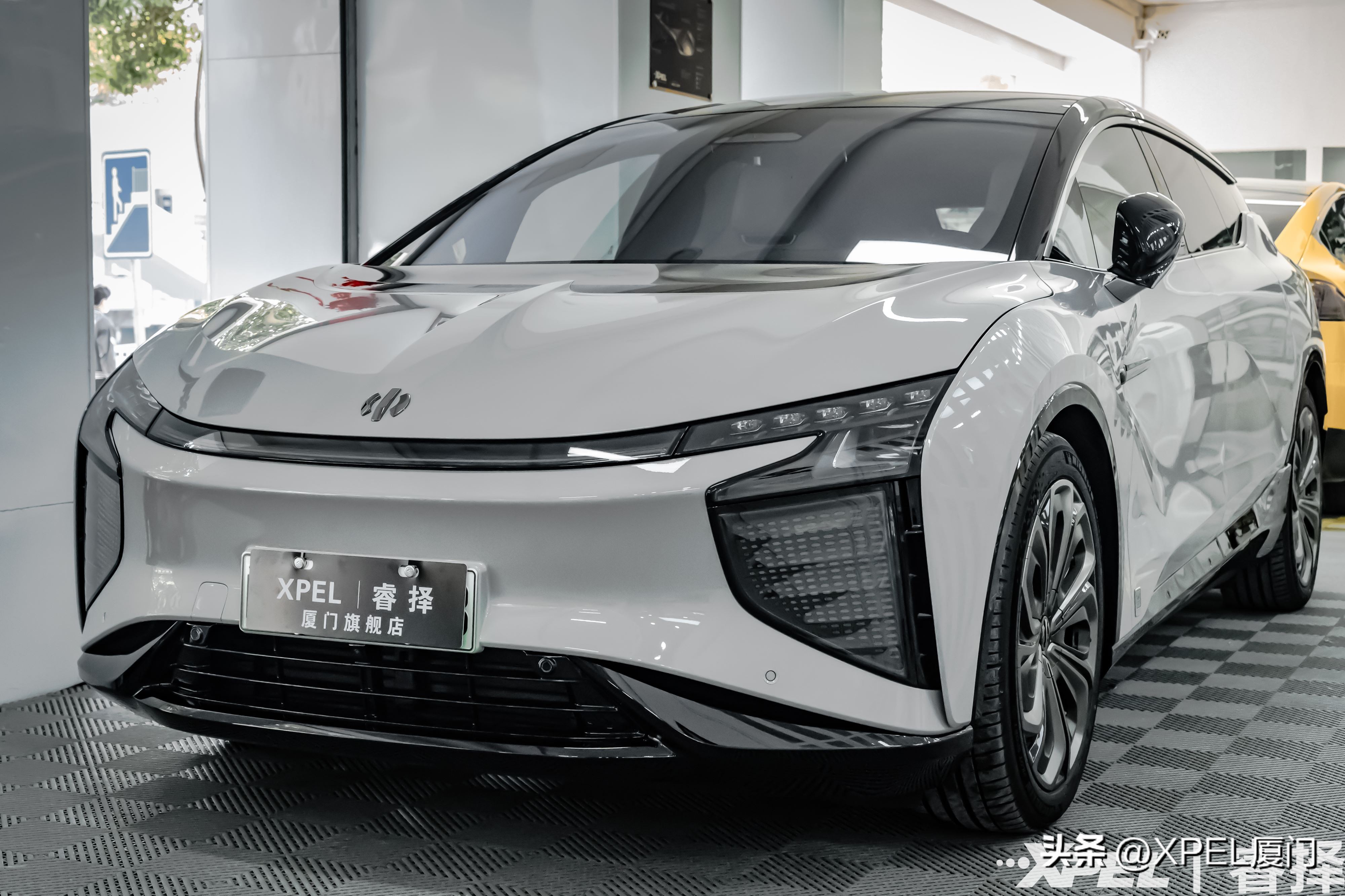xpel隐形车衣是tpu材质吗,xpel隐形车衣品牌简介