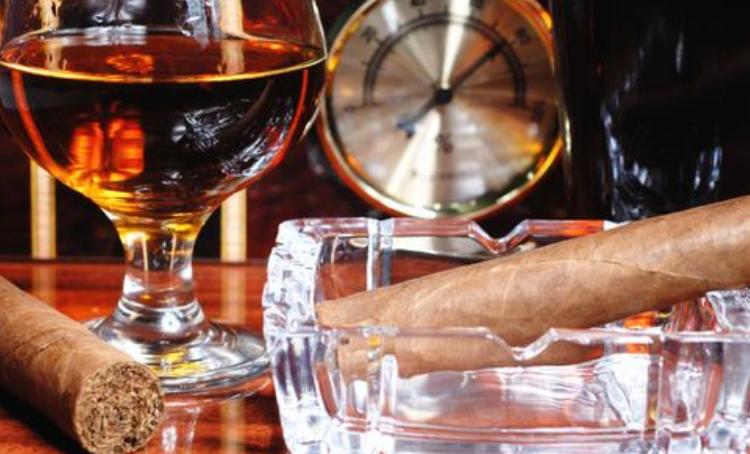 脑梗吃什么中成药可预防脑梗复发,中老年如何预防脑梗心血管疾病