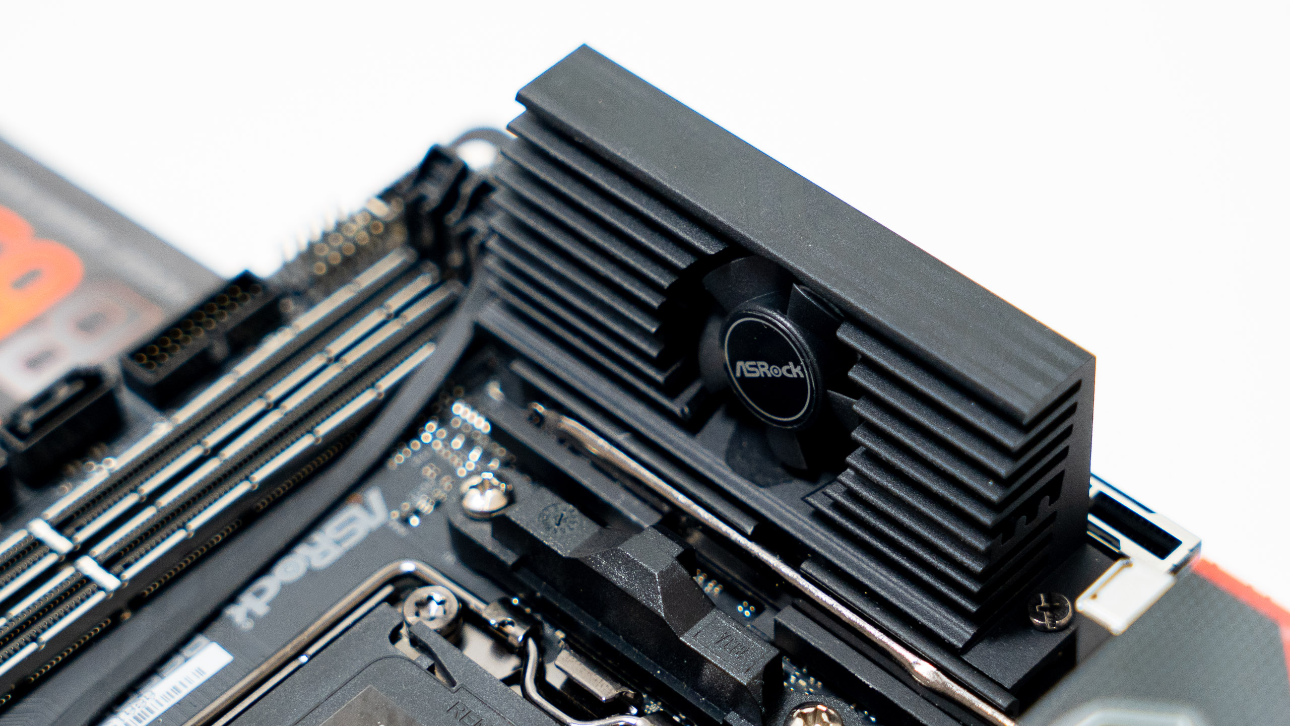 海盗船540机箱itx主板,海盗船itx小机箱拆解