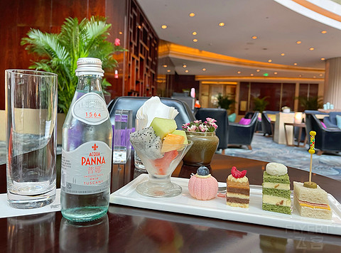 该怎么去形容你才能贴切,该怎么去形容你最贴切霸气