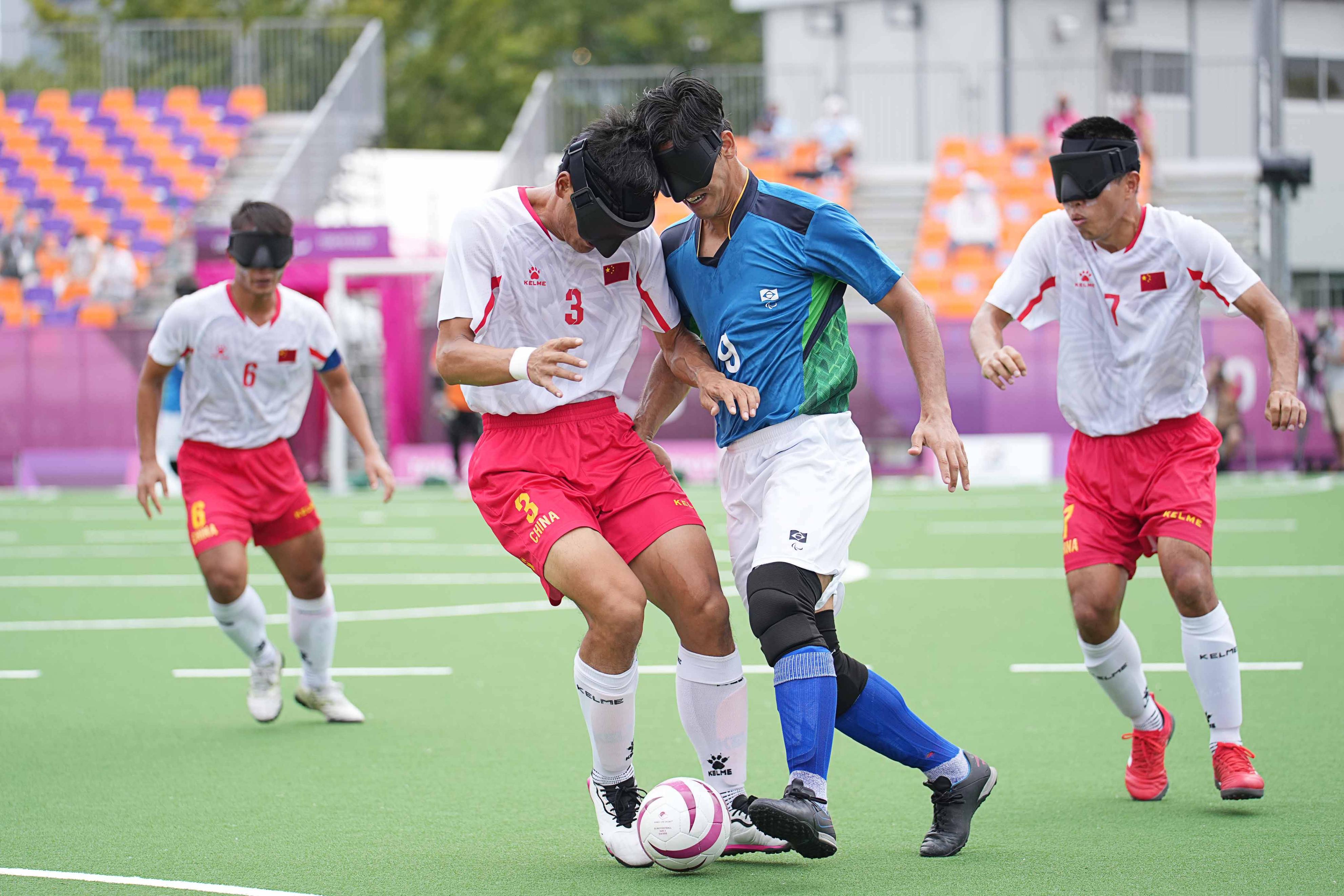 国外评价贵州村超足球,贵州足球村为什么突然火起来了