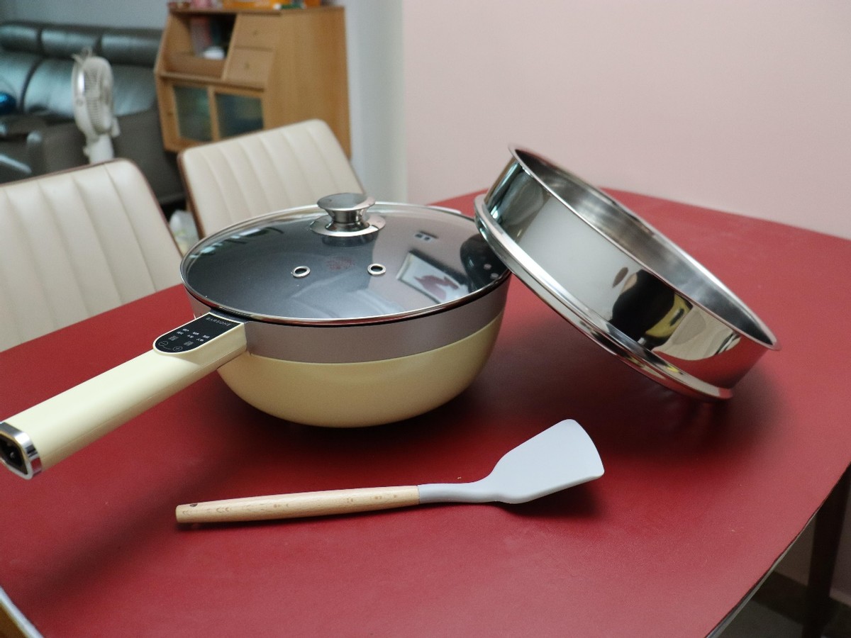 买了个铁锅越用越黑怎么回事啊,买了一个电锅