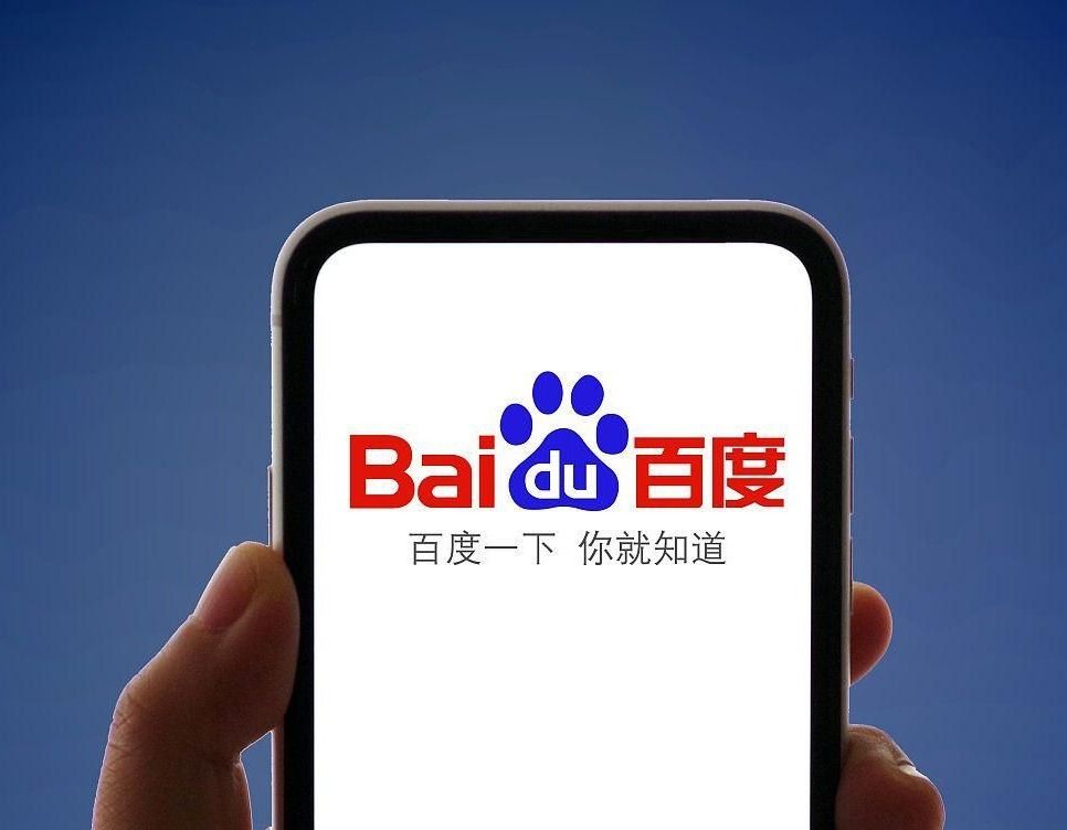 男子路遇“纸片鸟”,AI帮忙免惹祸!