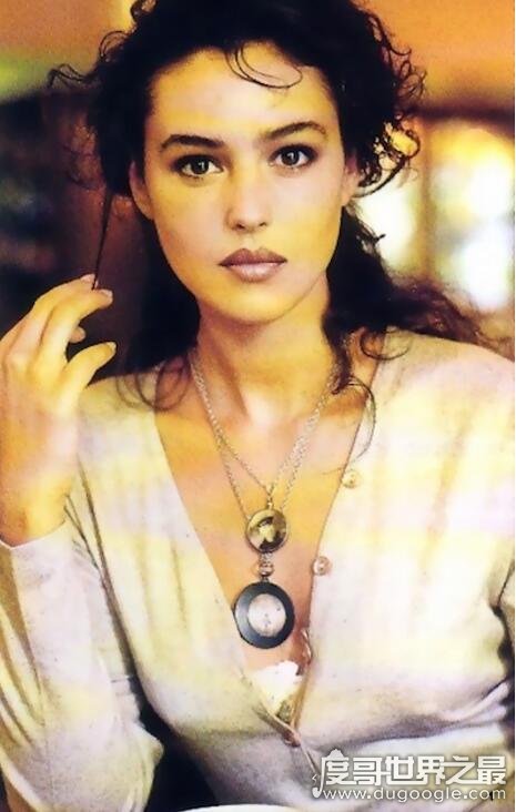 意大利第一美女莫妮卡,意大利第一美女贝鲁奇