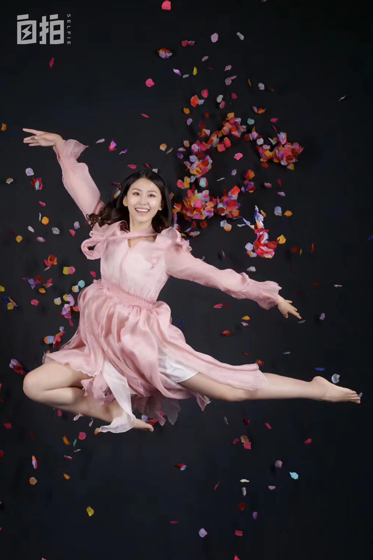 我，美国名校毕业，辞去白领工作，靠当群演养活自己