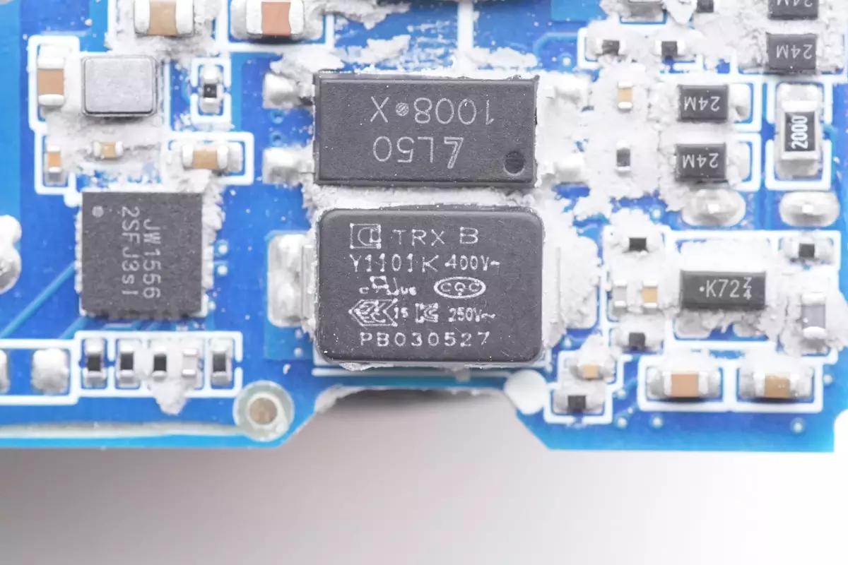 thinkplus45w快充拆解,联想thinkplus135w充电器评测