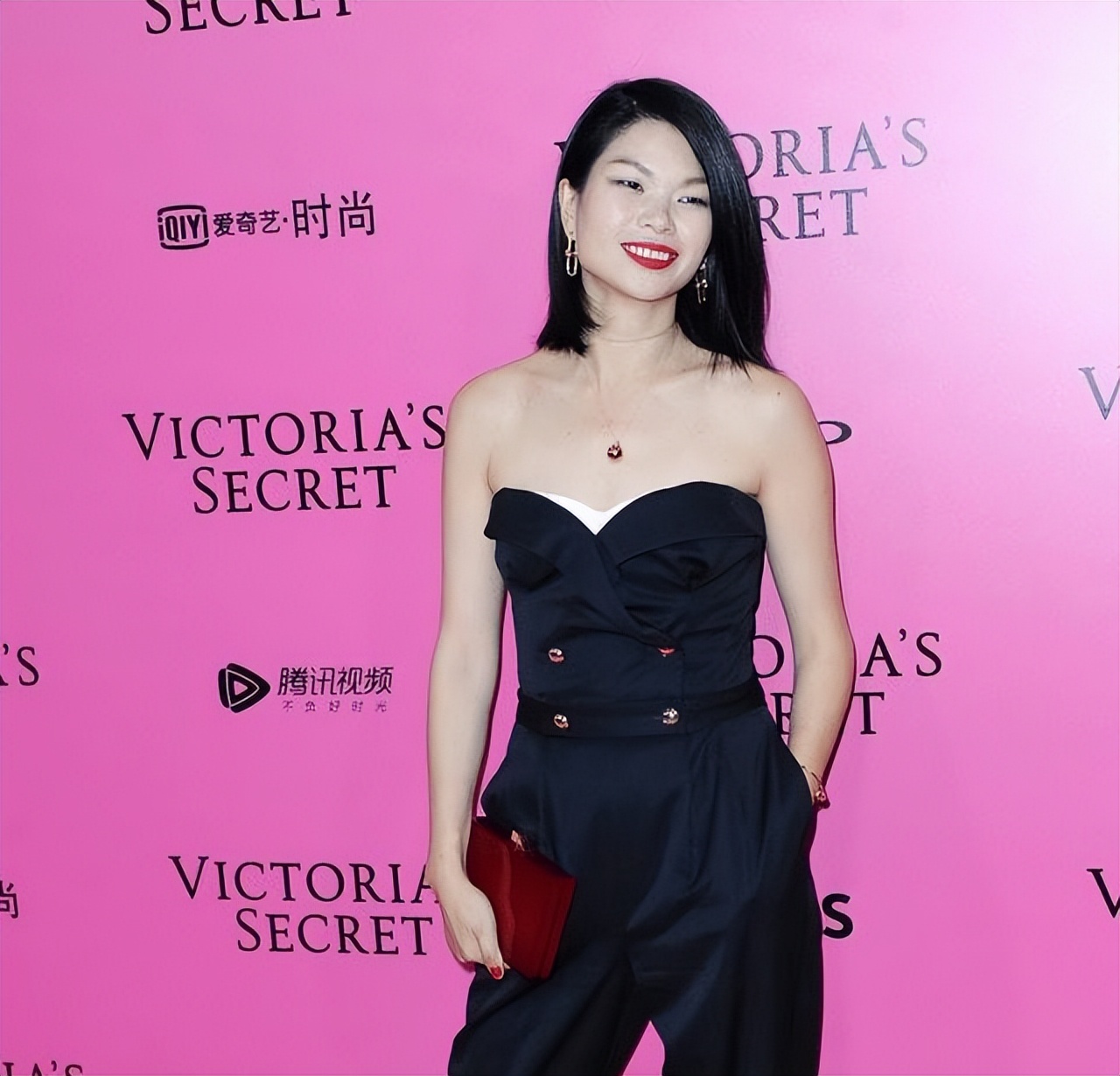 最丑名模吕燕,丑模吕燕嫁入豪门