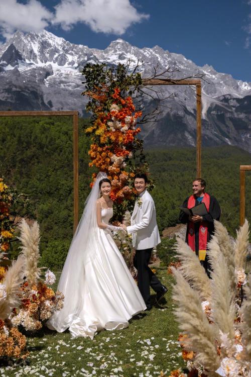 铂爵旅拍的丽江婚纱照成品,铂爵旅拍丽江婚纱照价格