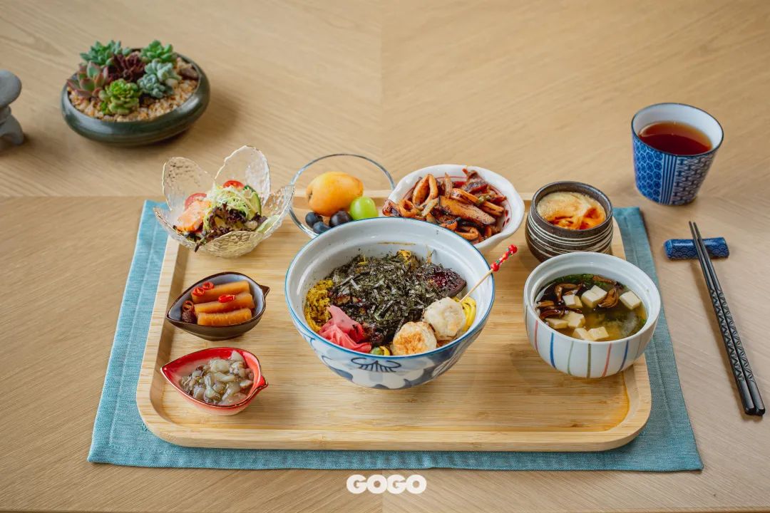 澶忔棩钘忓尶灏忚,澶忔棩钘忓尶